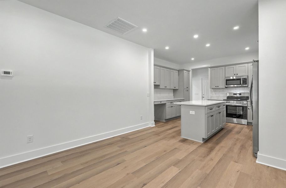 Image 27 of a home in .