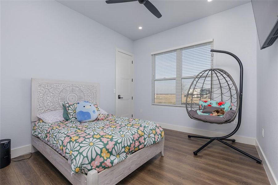 Furnished interior view inside a new home in , Gainesville (Image 15).