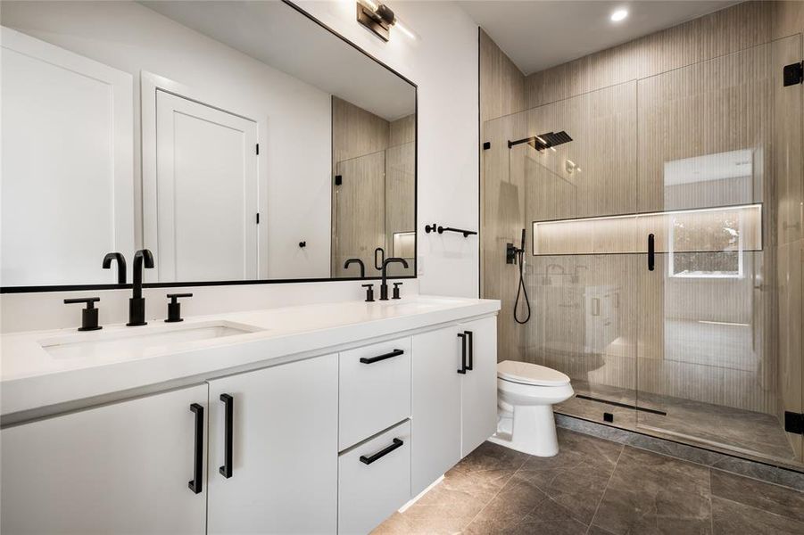 Furnished interior view inside a new home in , Dallas (Image 7).