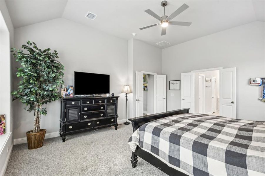 Furnished interior view inside a new home in , Justin (Image 28).