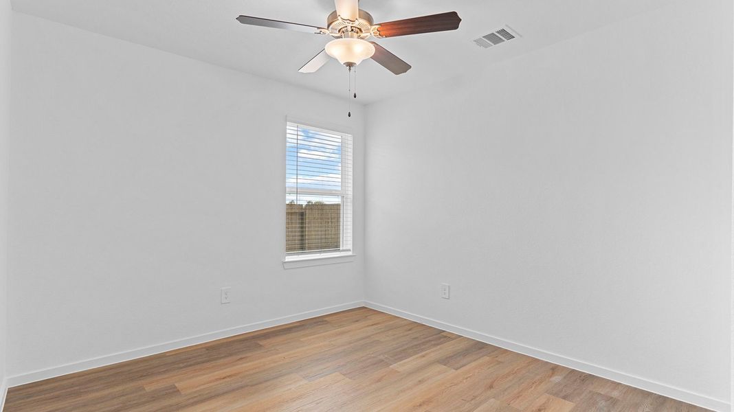 Spacious, unfurnished interior of a new home in Westland Ranch 50' Homesites, League City (Image 11).