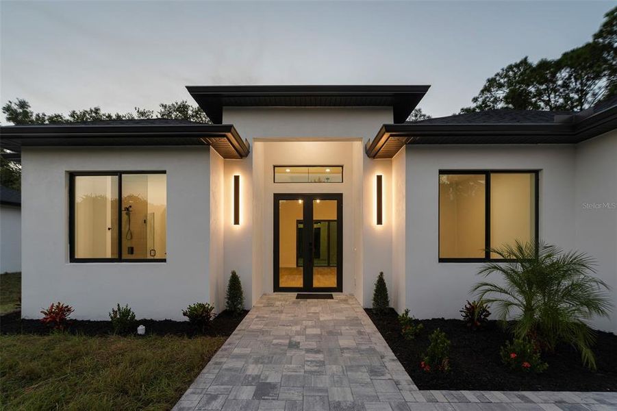 Exterior details and patio area of a home in , North Port (Image 3). Exterior details and patio area of a home in , North Port (Image 3).