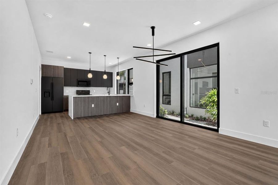 Spacious, unfurnished interior of a new home in , St. Petersburg (Image 19). Spacious, unfurnished interior of a new home in , St. Petersburg (Image 19).