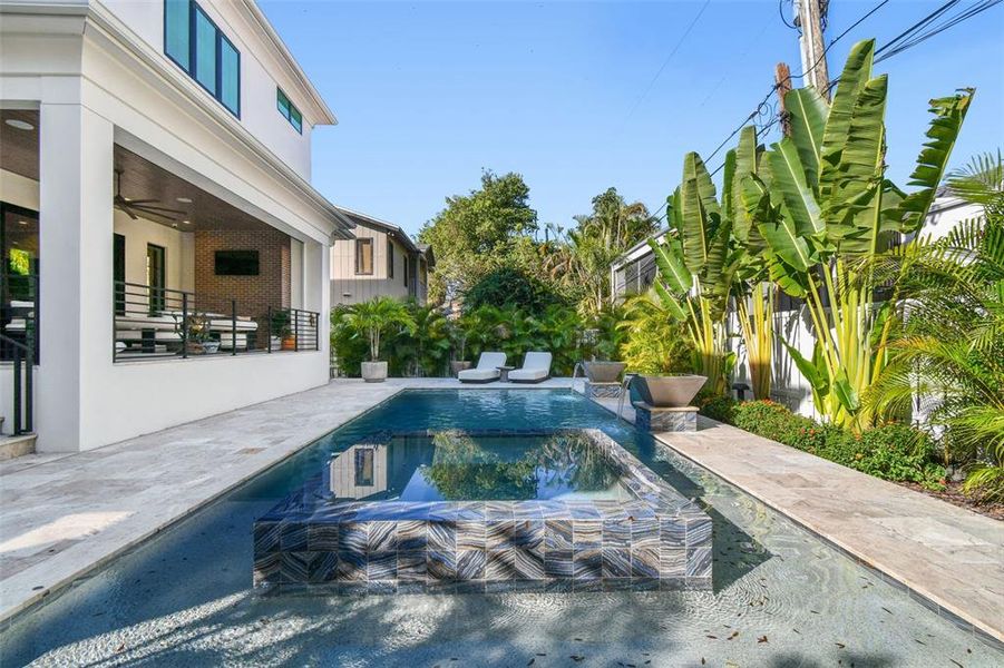 Exterior details and patio area of a home in , Tampa (Image 27).