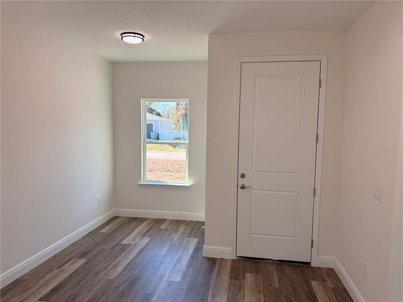 Spacious, unfurnished interior of a new home in , Sanford (Image 21).