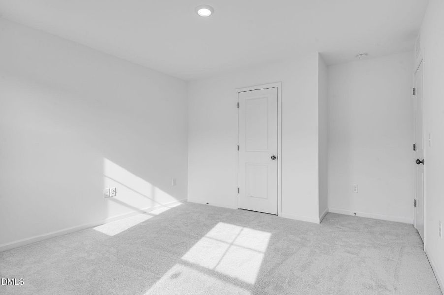 SUN_CaitlinCrossing_Pic_OakleyII-22