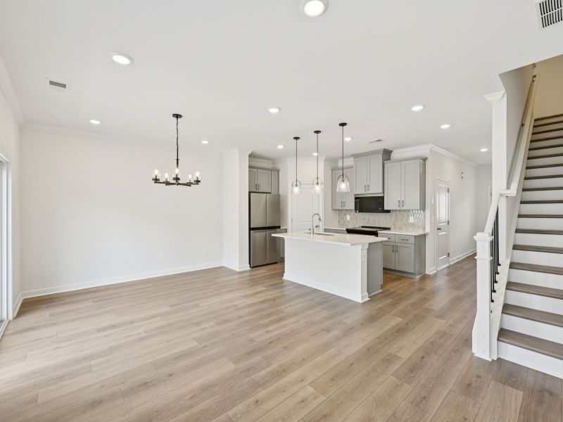 Spacious, unfurnished interior of a new home in Meadows at Wilson Farms - The Summit Series, Fort Mill (Image 11).
