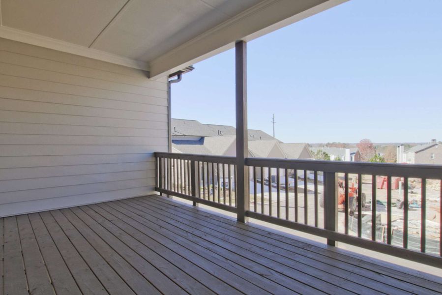 Representative exterior details of a home built from the Barwick by KM Homes in Nickel Creek at Newnan Crossing, Newnan (Image 4).