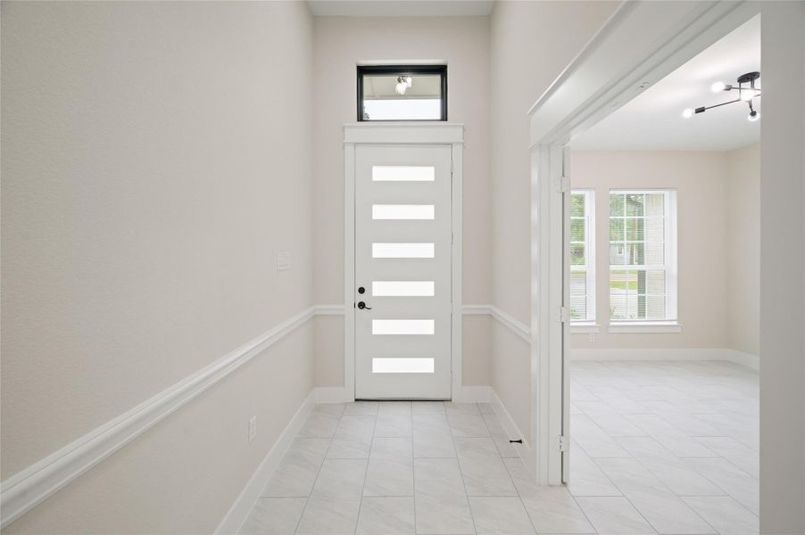 Spacious, unfurnished interior of a new home in , Porter (Image 40).