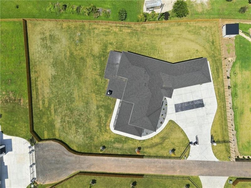 Image 69 of a home in .