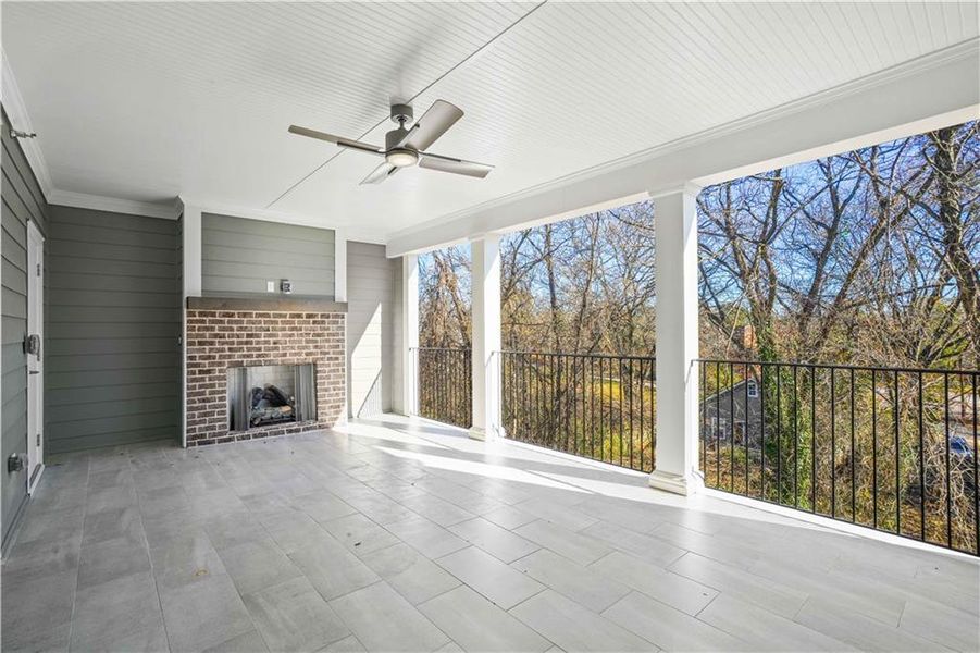Exterior details and patio area of a home in , Suwanee (Image 3).