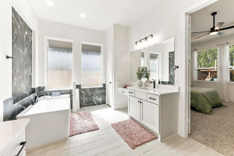 Furnished interior view inside a new home in , Conroe (Image 9).