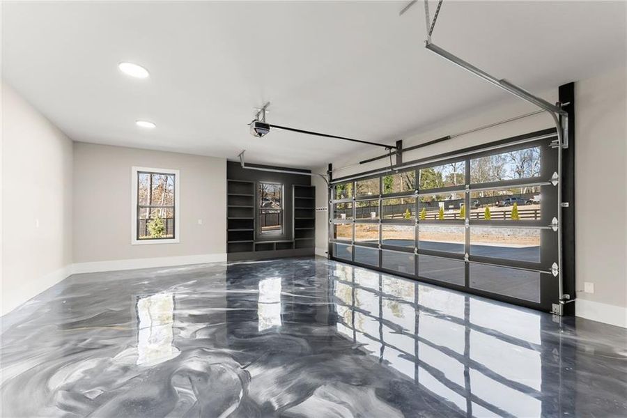 Spacious, unfurnished interior of a new home in , Hoschton (Image 85).