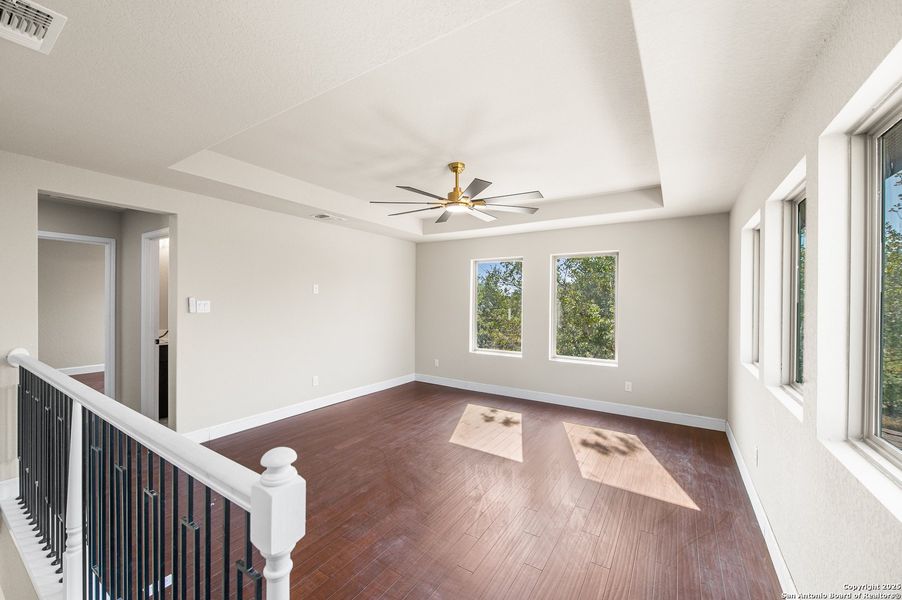 Spacious, unfurnished interior of a new home in , San Antonio (Image 27). Spacious, unfurnished interior of a new home in , San Antonio (Image 27).