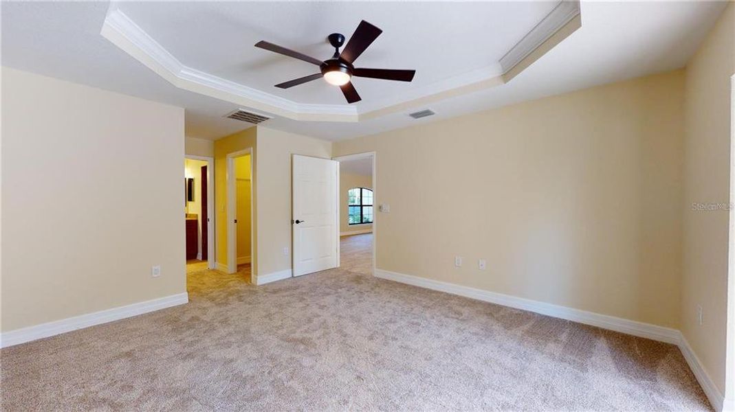 Spacious, unfurnished interior of a new home in , North Port (Image 25).