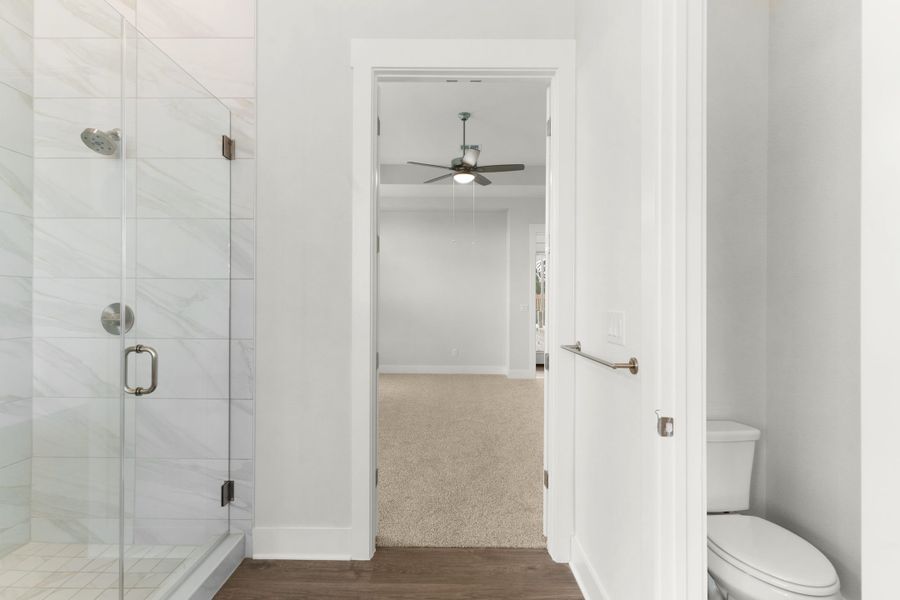 Image 73 of a home in Broken Oak.