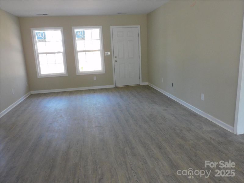 Spacious, unfurnished interior of a new home in , York (Image 6).