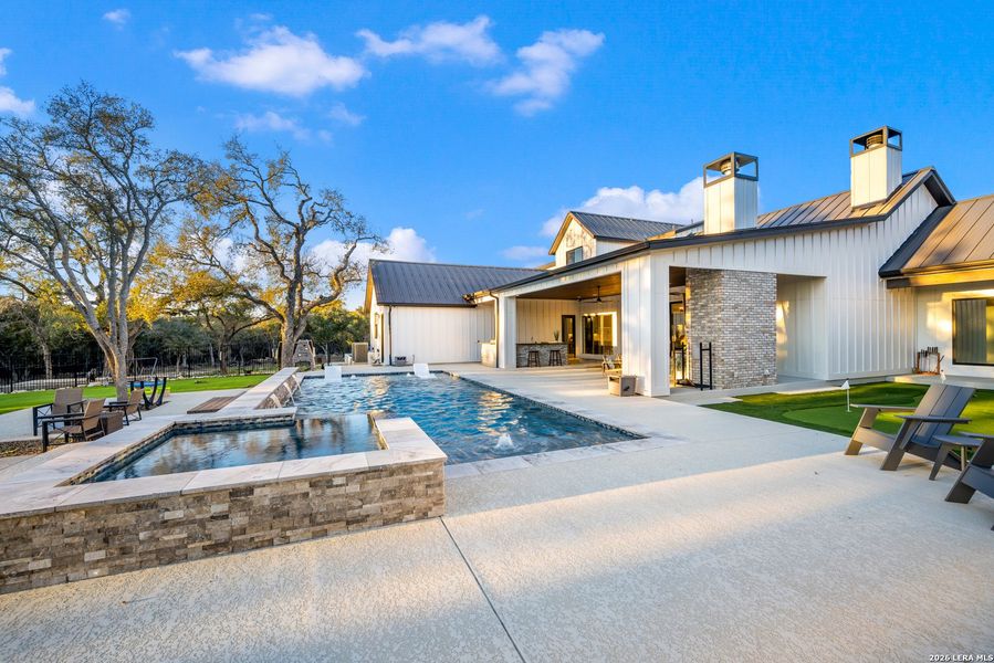 Exterior details and patio area of a home in , Bulverde (Image 3).