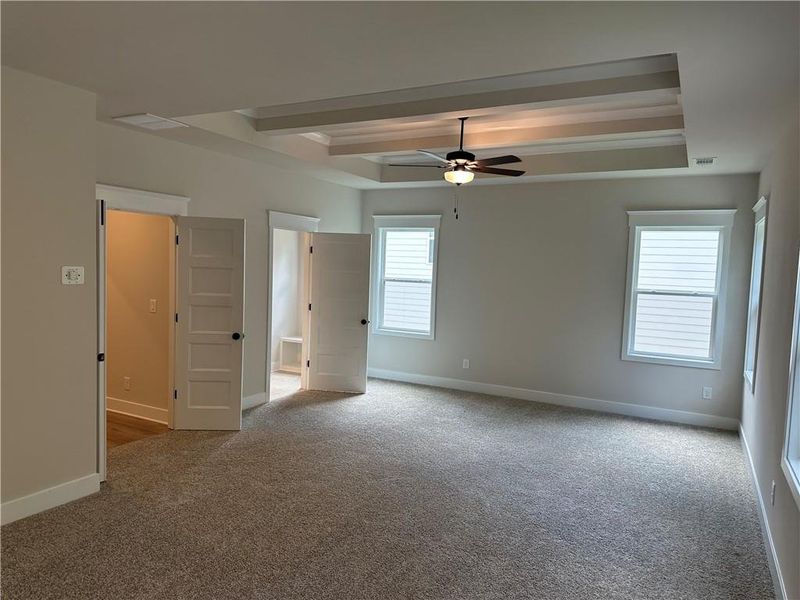 Spacious, unfurnished interior of a new home in Rosewood Lake Estates, Hoschton (Image 15).