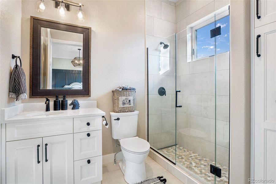 Furnished interior view inside a new home in , Pine (Image 13).