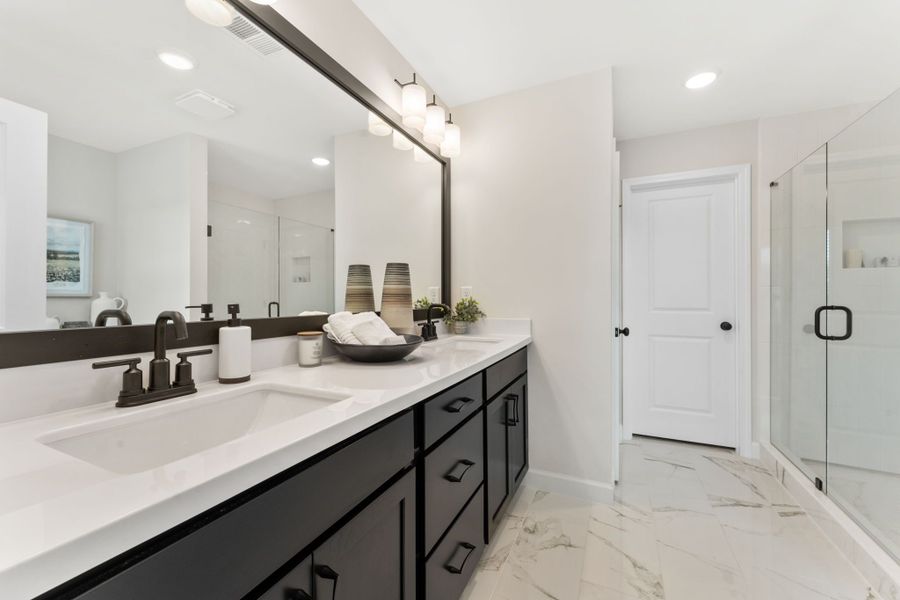 Representative furnished interior of a home built from the Fairview by Traton Homes in Winsome Park, Woodstock (Image 18).