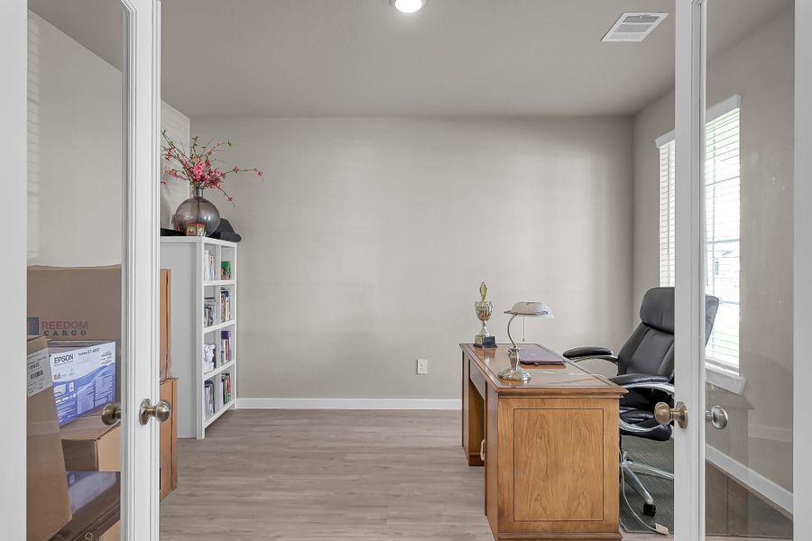 Furnished interior view inside a new home in Moran Ranch, Willis (Image 9). Furnished interior view inside a new home in Moran Ranch, Willis (Image 9).