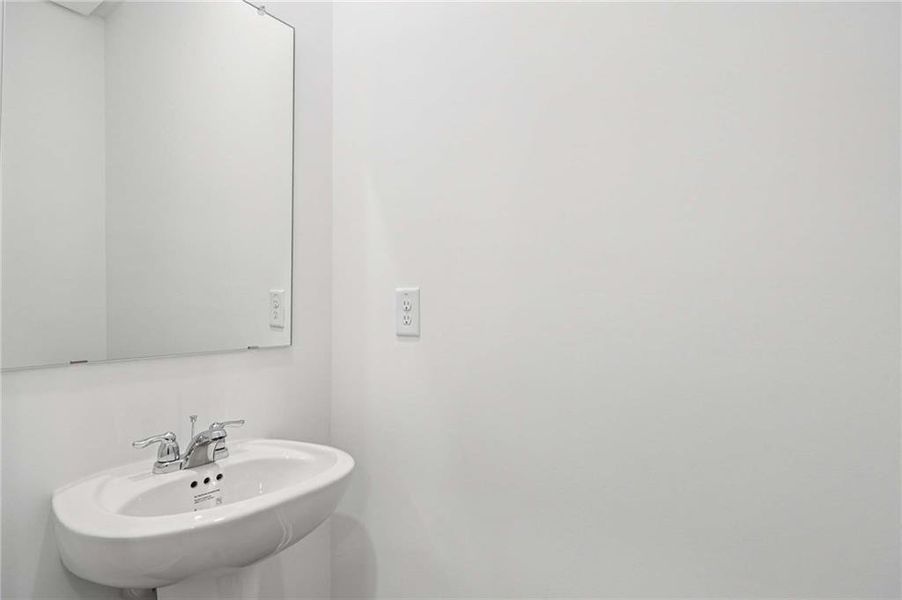 Close-up of interior finishes inside a home in Leydenview, Mableton (Image 10).