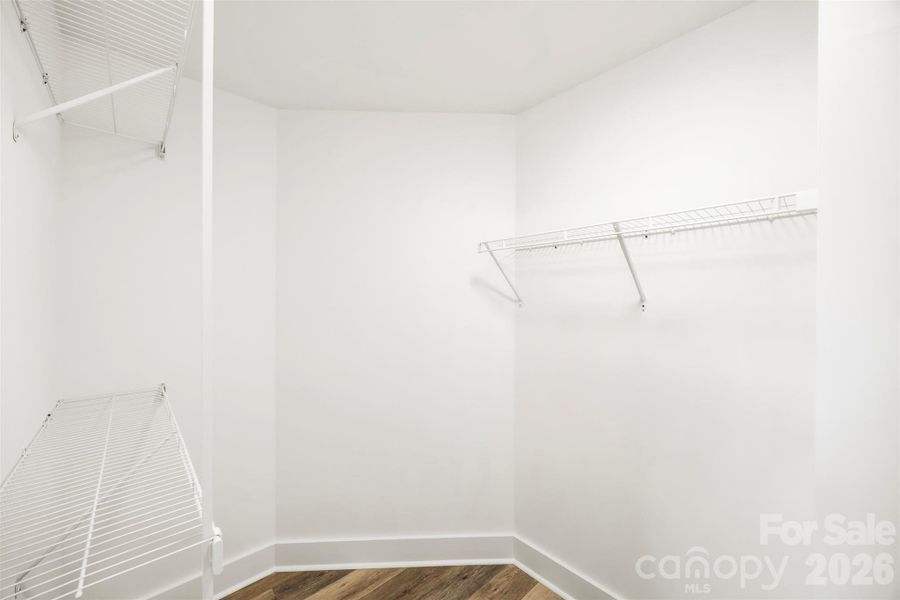 Walk-in Closet