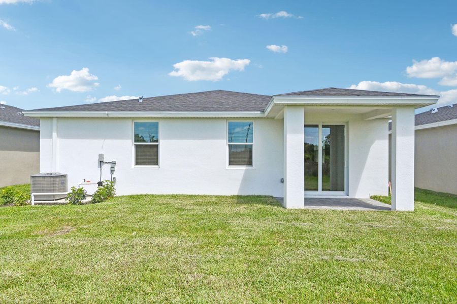 5473 Hampton Park Cir Vero Beach FL (33) 5473 Hampton Park Cir Vero Beach FL (33)