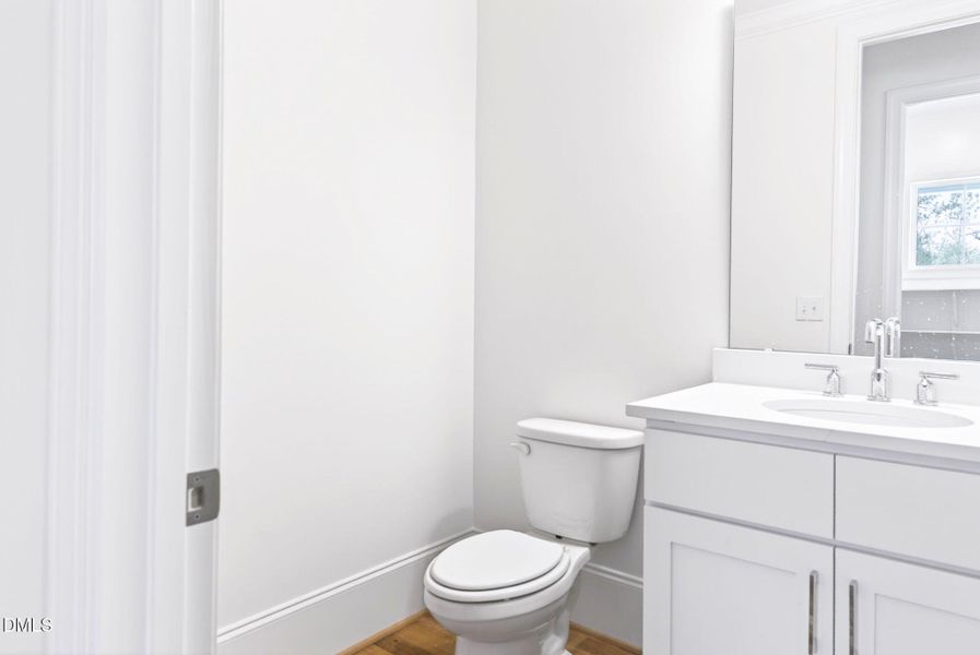 33-web-or-mls-7829 Penny Road (36 of 59) 33-web-or-mls-7829 Penny Road (36 of 59)