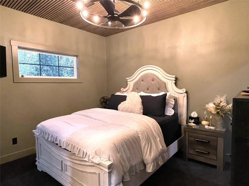 Furnished interior view inside a new home in , Groesbeck (Image 14).