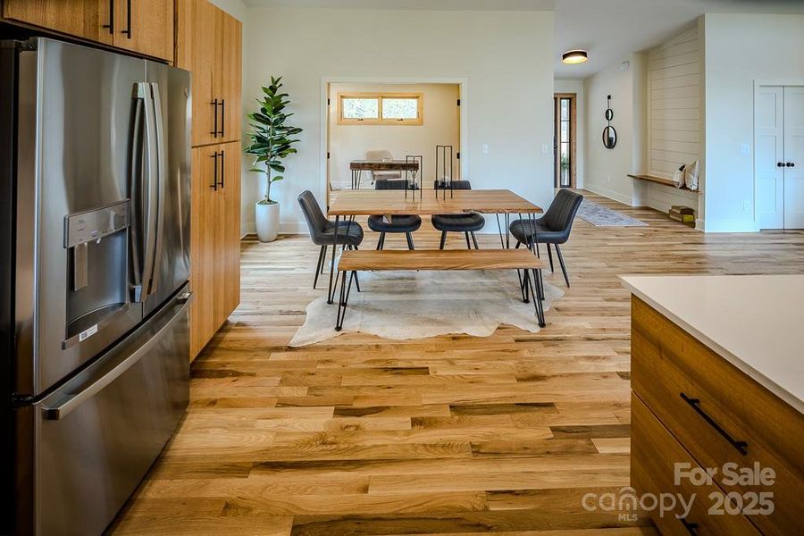 Furnished interior view inside a new home in , Fleetwood (Image 28).