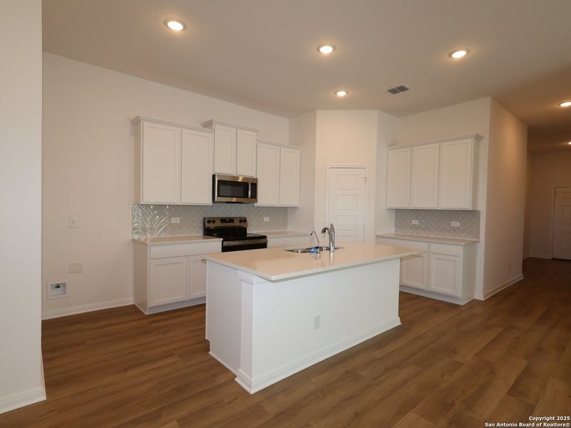Furnished interior view inside a new home in Greenspoint Heights, Seguin (Image 5).