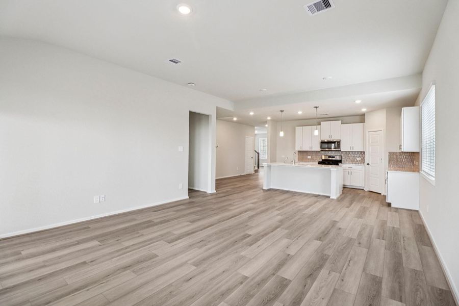 Spacious, unfurnished interior of a new home in Pine Lake Cove - Premier Series, Montgomery (Image 14).