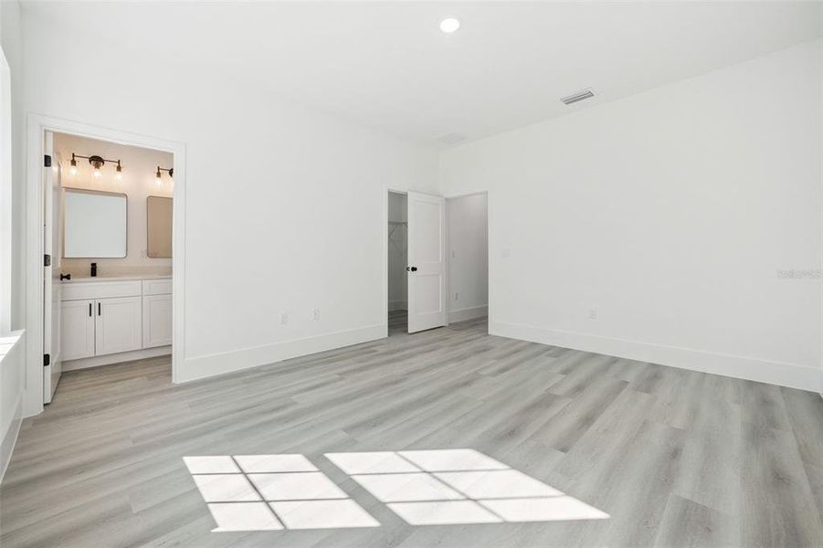 Spacious, unfurnished interior of a new home in , Citrus Springs (Image 15). Spacious, unfurnished interior of a new home in , Citrus Springs (Image 15).