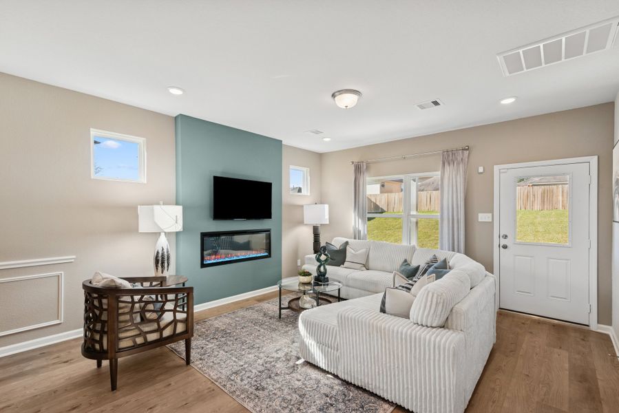 The Robin II- Family Room