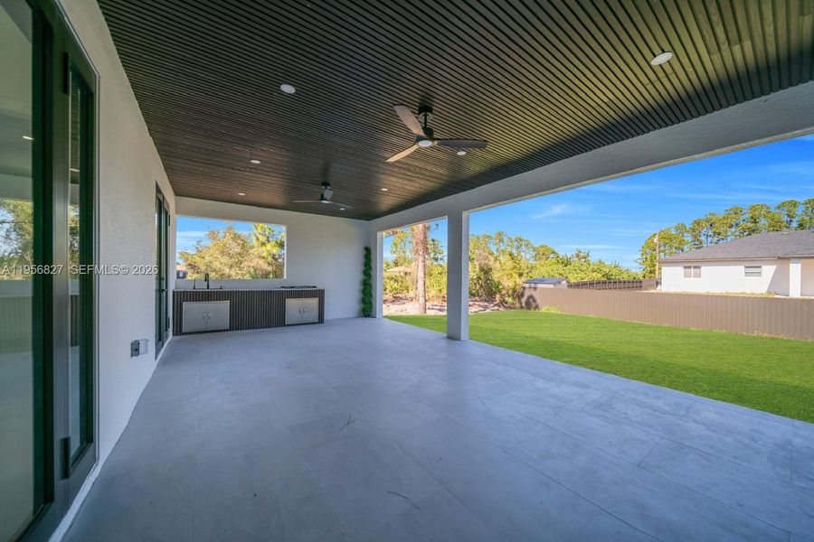 Exterior details and patio area of a home in , Lehigh Acres (Image 3).