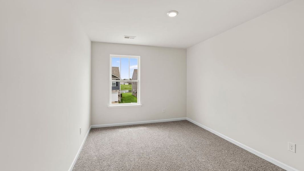 Spacious, unfurnished interior of a new home in Durbin Meadows, Fountain Inn (Image 29).