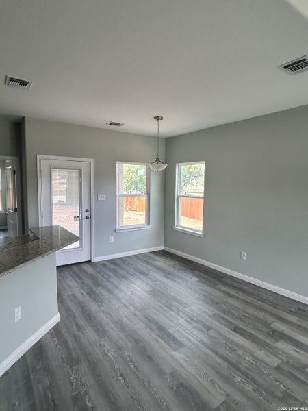 Spacious, unfurnished interior of a new home in , Nixon (Image 13).