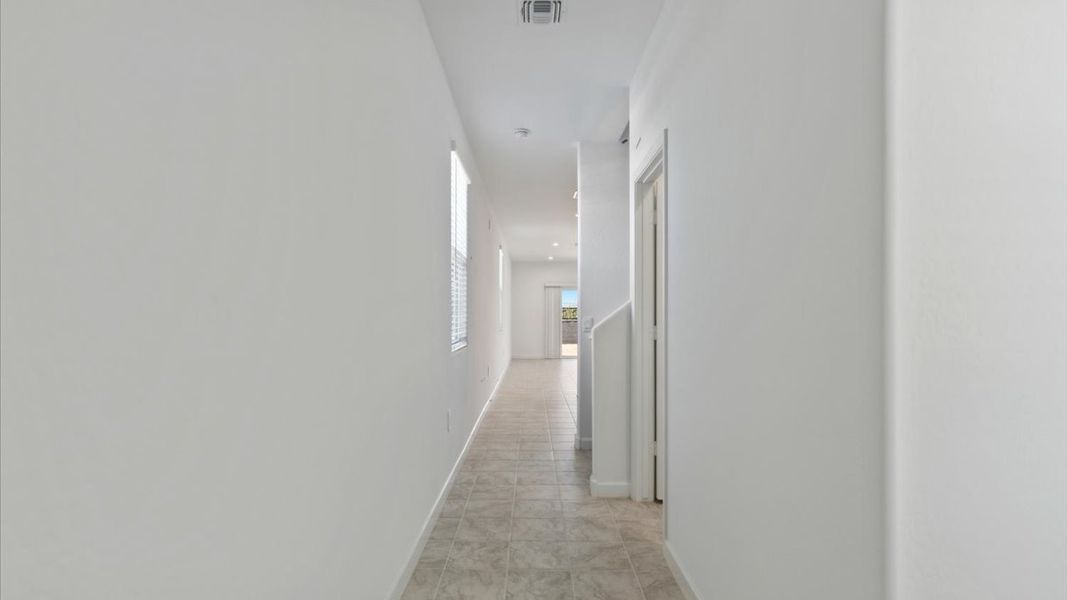 Spacious, unfurnished interior of a new home in Radiance at Superstition Vistas, Apache Junction (Image 16).