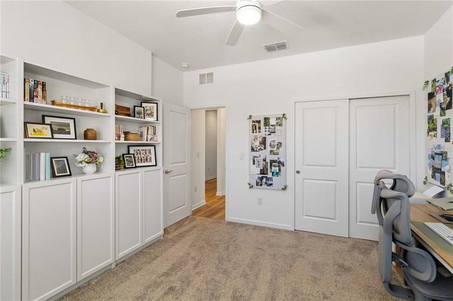 Furnished interior view inside a new home in , Valrico (Image 11).