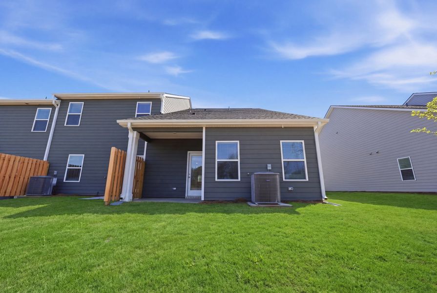 1,647sf New Home in Palmetto, GA.  - Slide 28