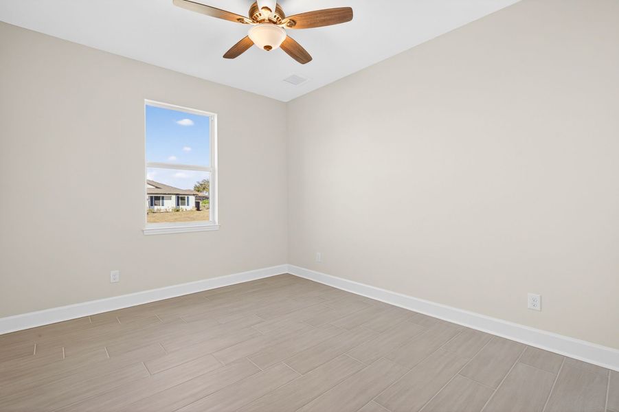 Representative unfurnished interior of a home built from the The Paradise Cove III by Sunlife Homes LLC in Cape Coral, Cape Coral (Image 22).