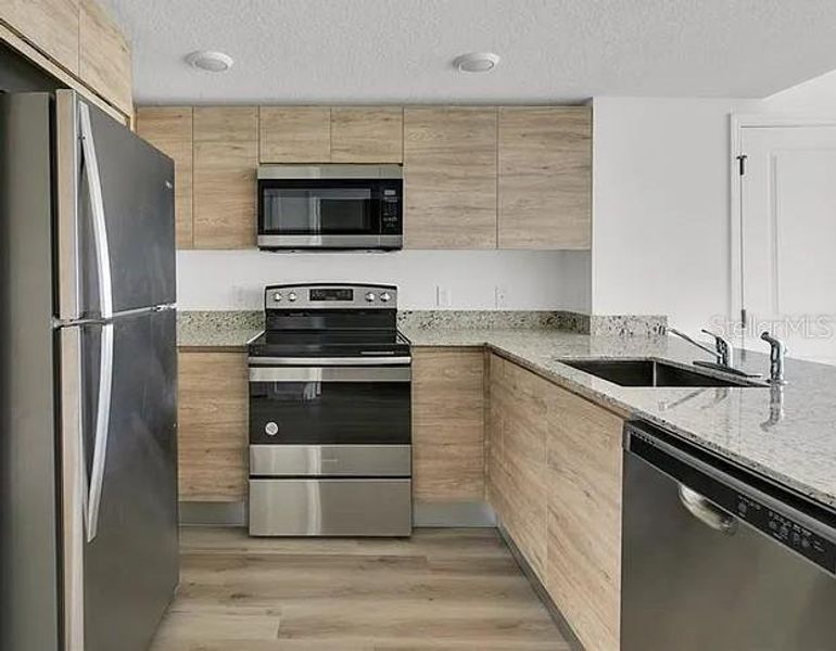 Furnished interior view inside a new home in , Orlando (Image 3).