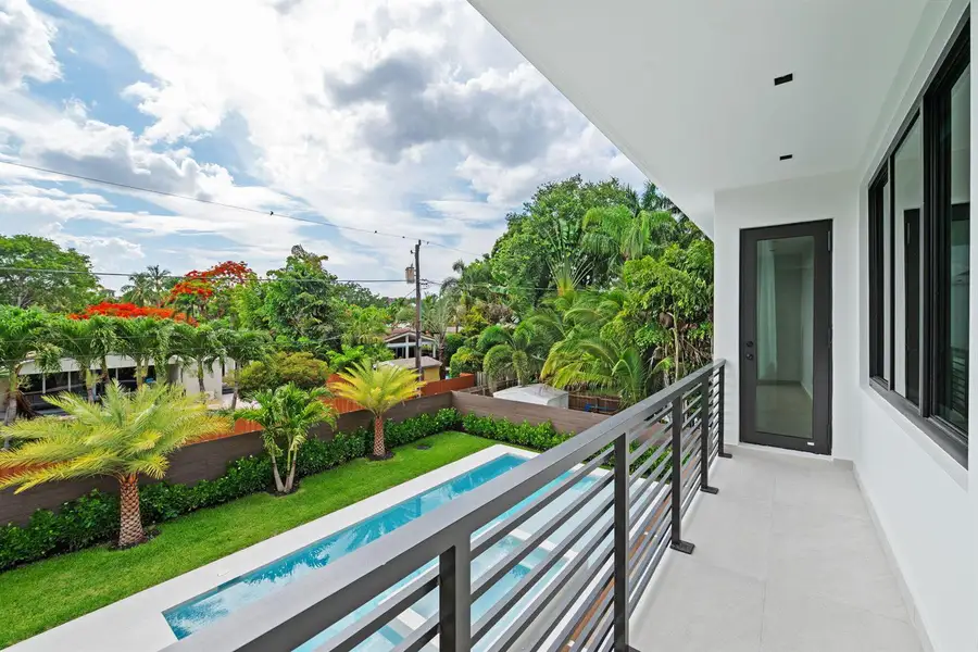 36-web-or-mls-607-ne-17th-ave
