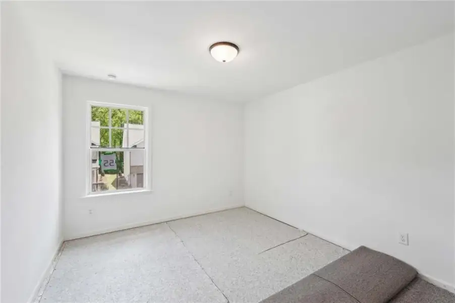 Spacious, unfurnished interior of a new home in Langston Reserve, Cartersville (Image 27).