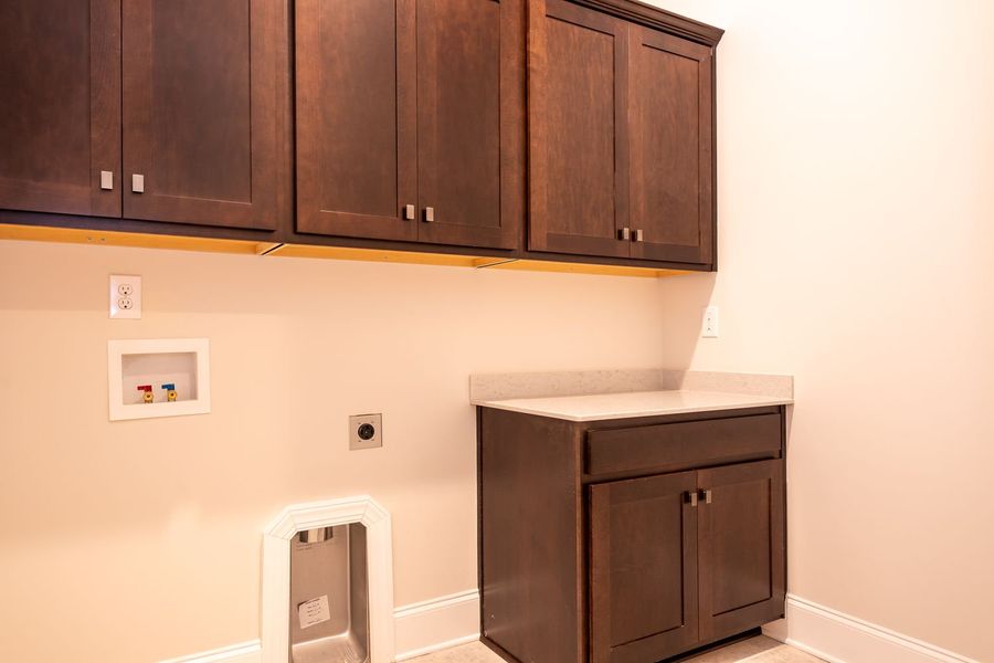 Representative furnished interior of a home built from the St Andrews with 3rd Floor Retreat by Greybrook Homes in Edmunds Farm, Clover (Image 9).