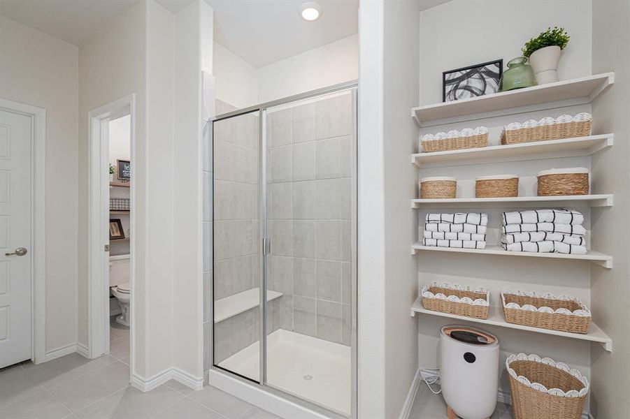 Furnished interior view inside a new home in , Aubrey (Image 11).