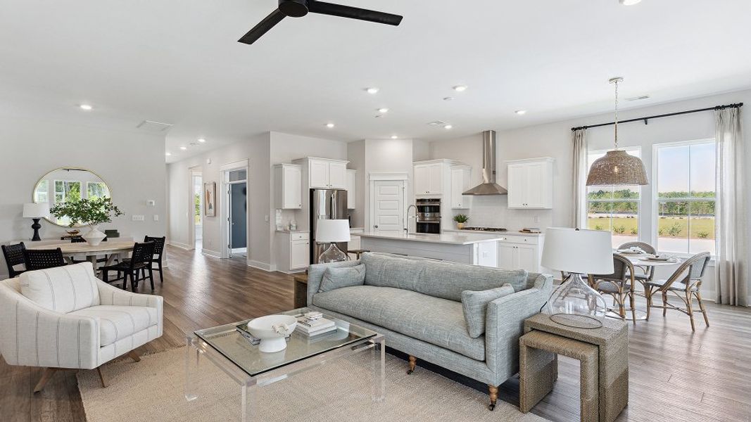 2202 Montgomery Family 4of4 F1