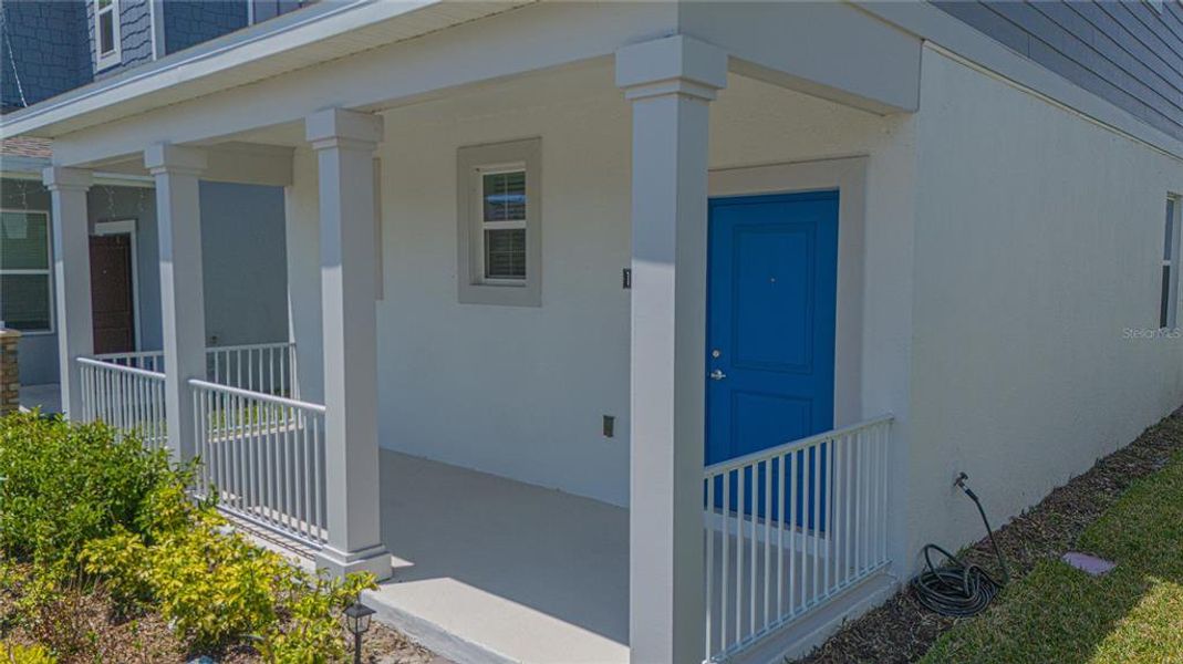 Exterior details and patio area of a home in Tohoqua, Kissimmee (Image 22).
